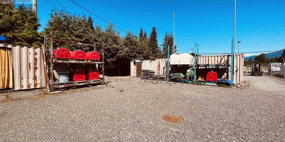 5027 KEITH AVENUE Terrace Photo 14 5027 KEITH AVENUE Terrace Photo 14